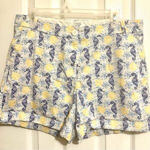 Crown & Ivy Women's Blue and Yellow Seashell and Seahorse Shorts